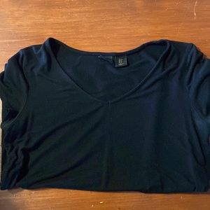 Women’s Plain Black Tee